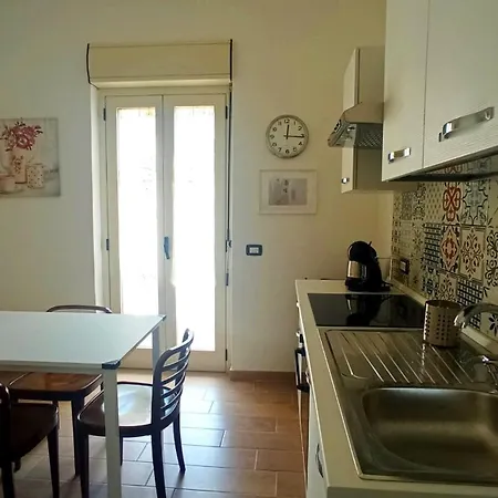 Marilena House Апартаменты Бари