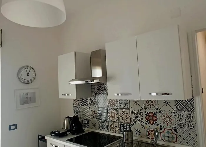 Marilena House * باري